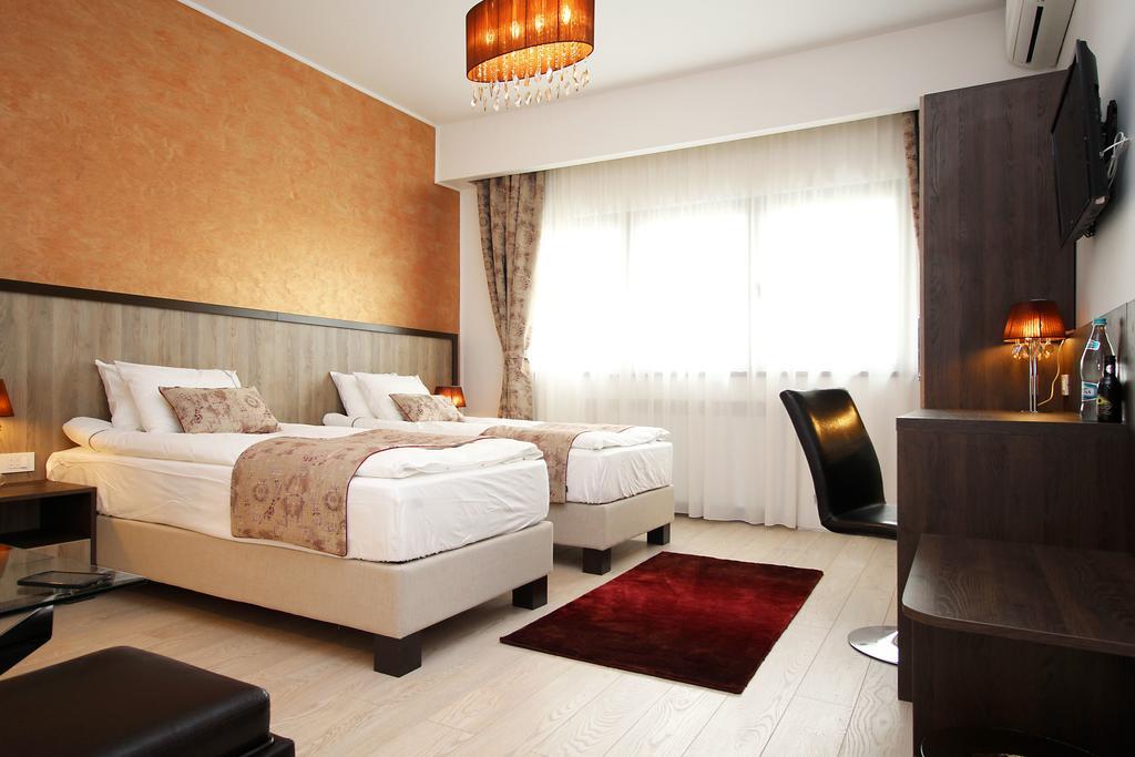 Studio Old Town Bukarest Exteriör bild